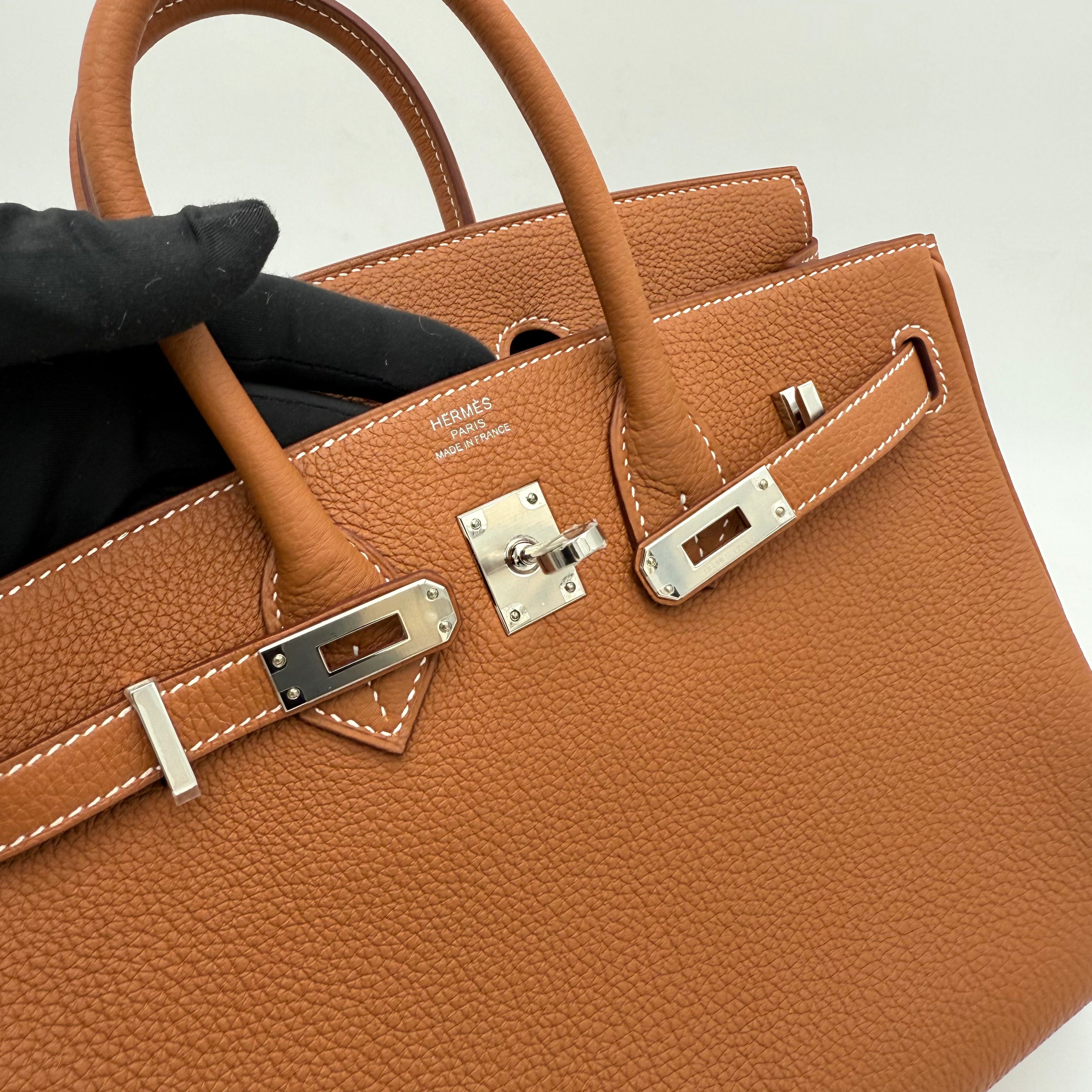HERMÈS - BIRKIN 25 - GOLD