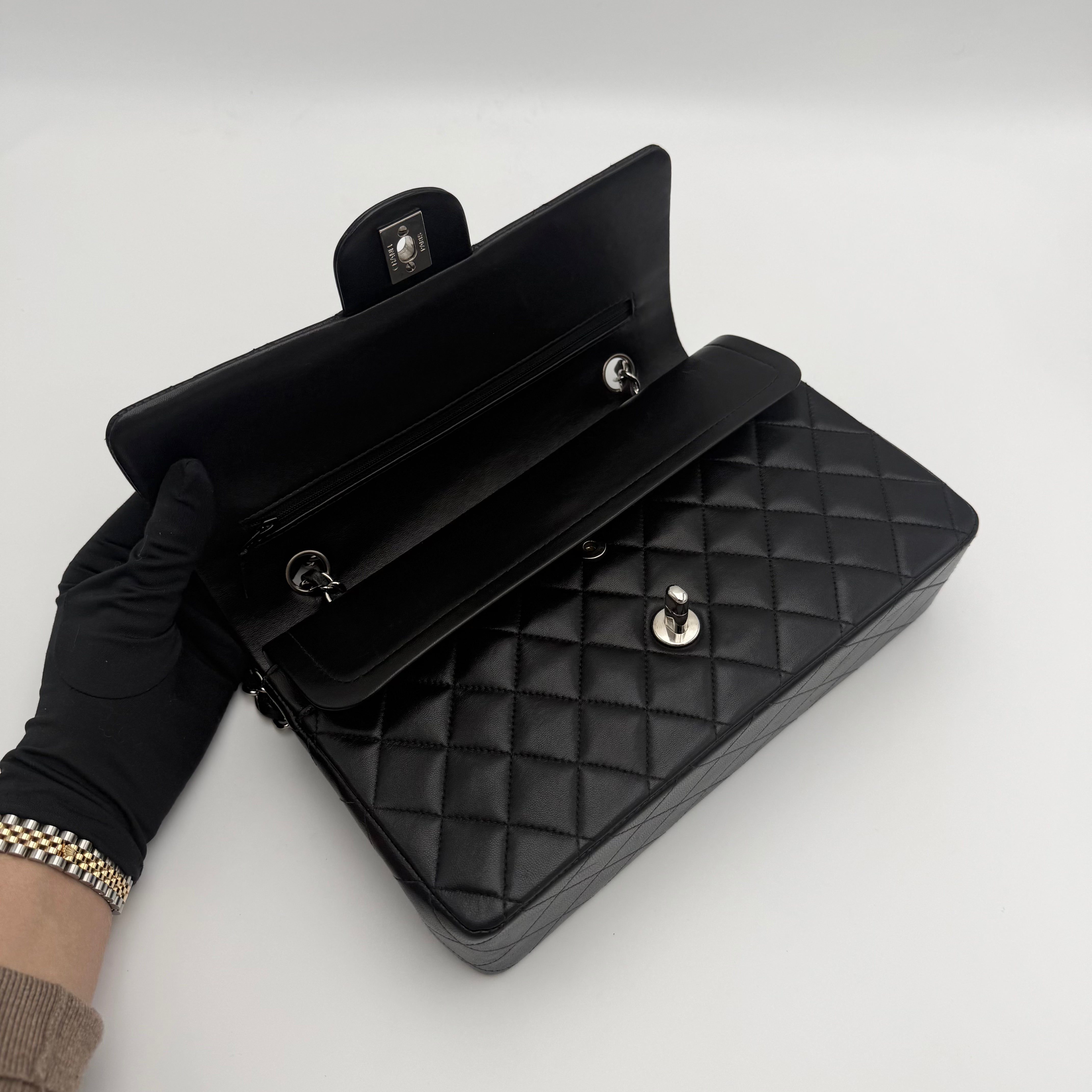 Chanel - Timeless - Noir