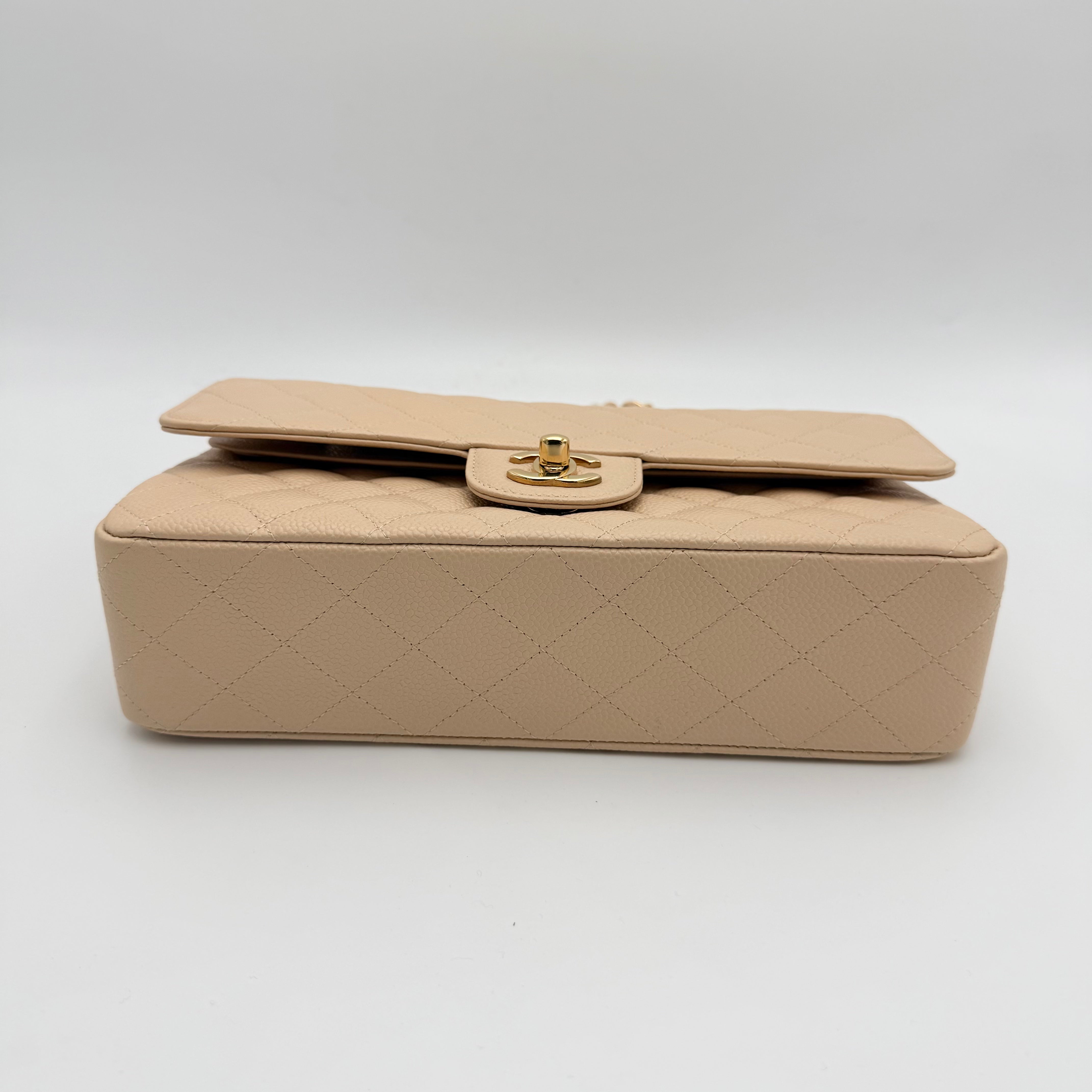 Chanel - Double flap - Beige