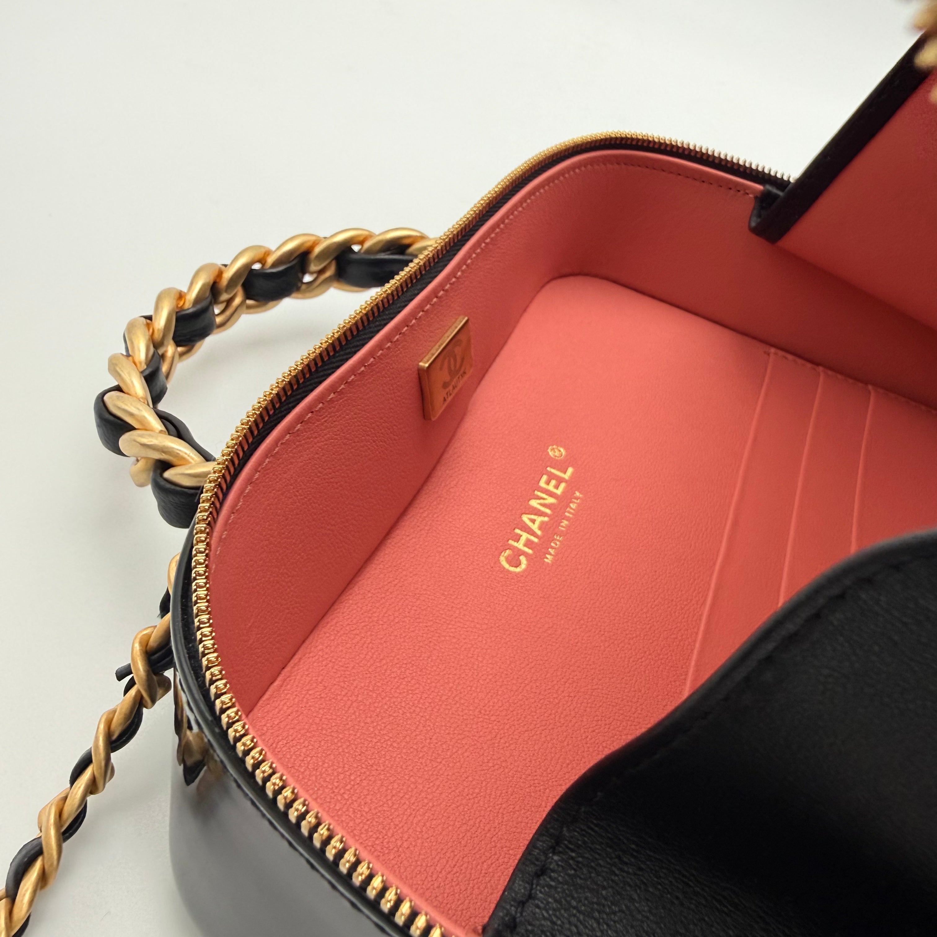 Chanel - Vanity - Noir