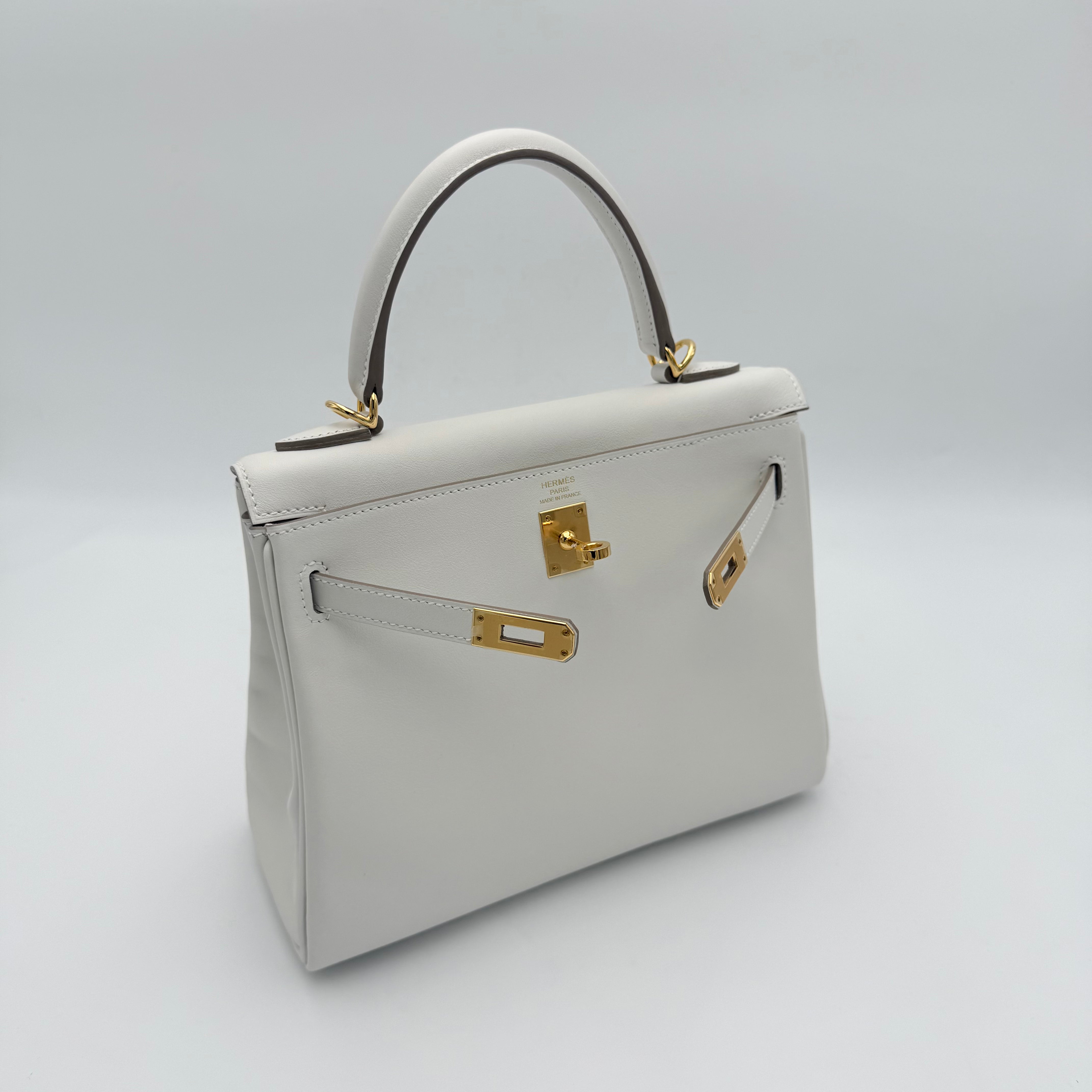 Hermès - Kelly 25 - gris pâle