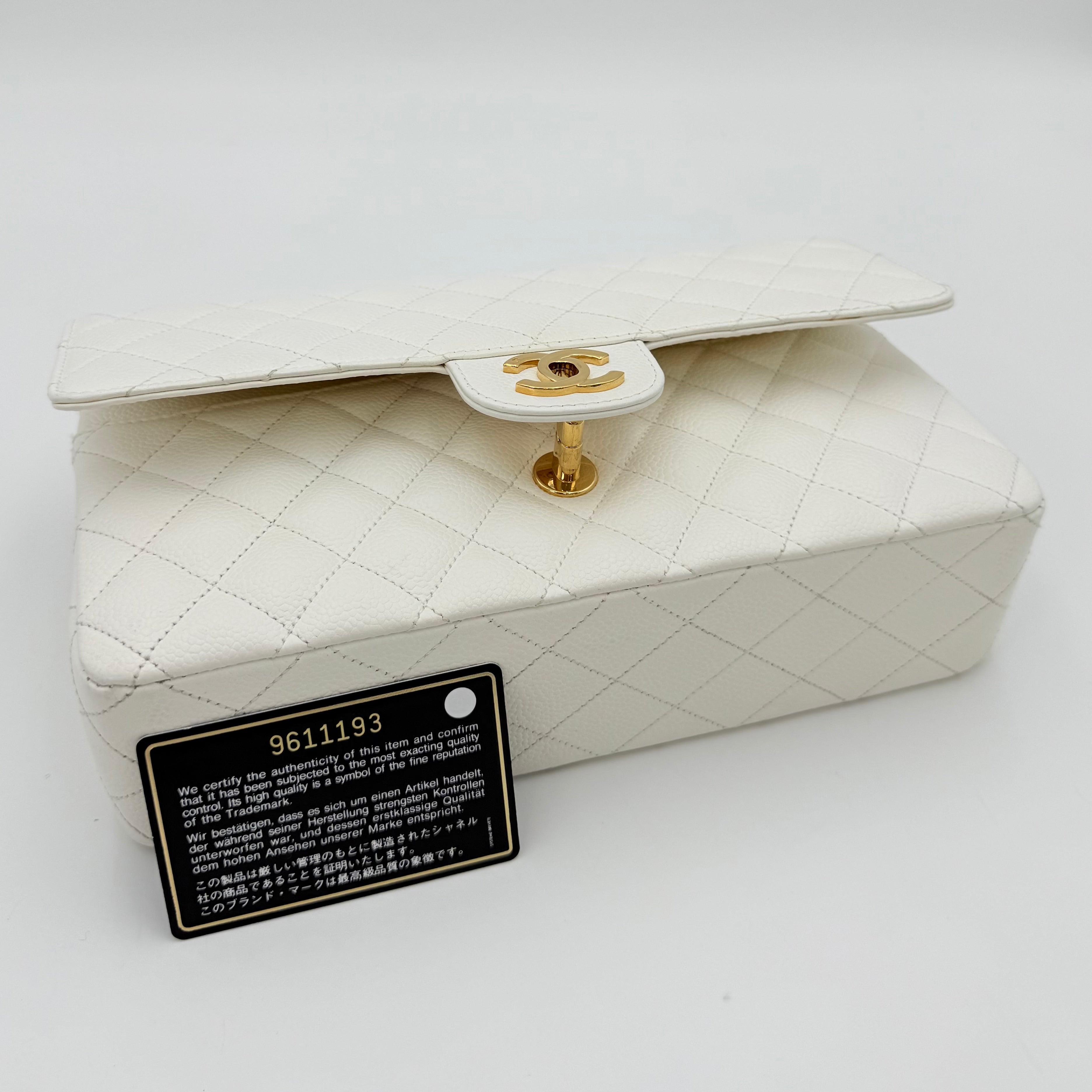 Chanel - Timeless - Double Flap medium - Blanc