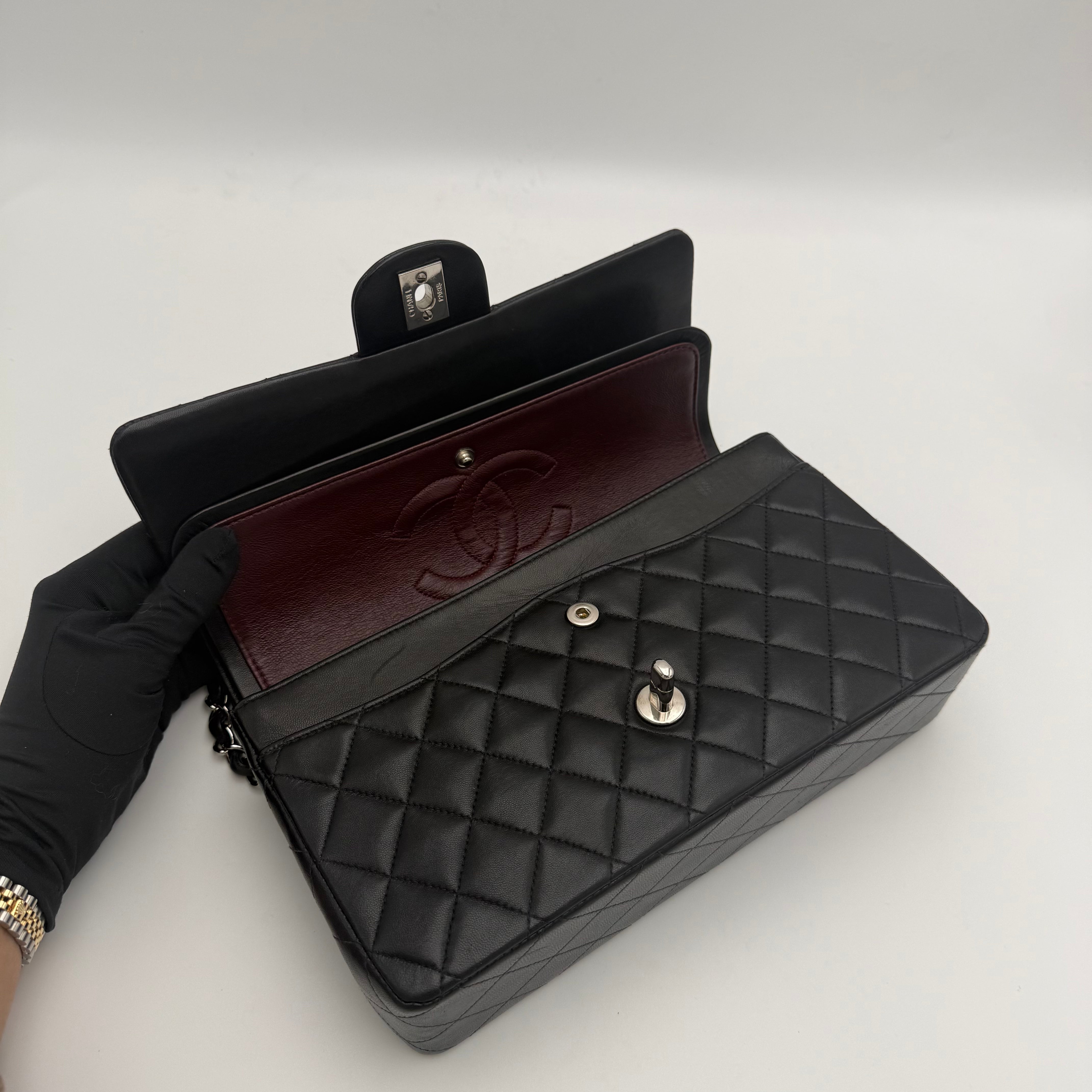 Chanel - Timeless - Noir