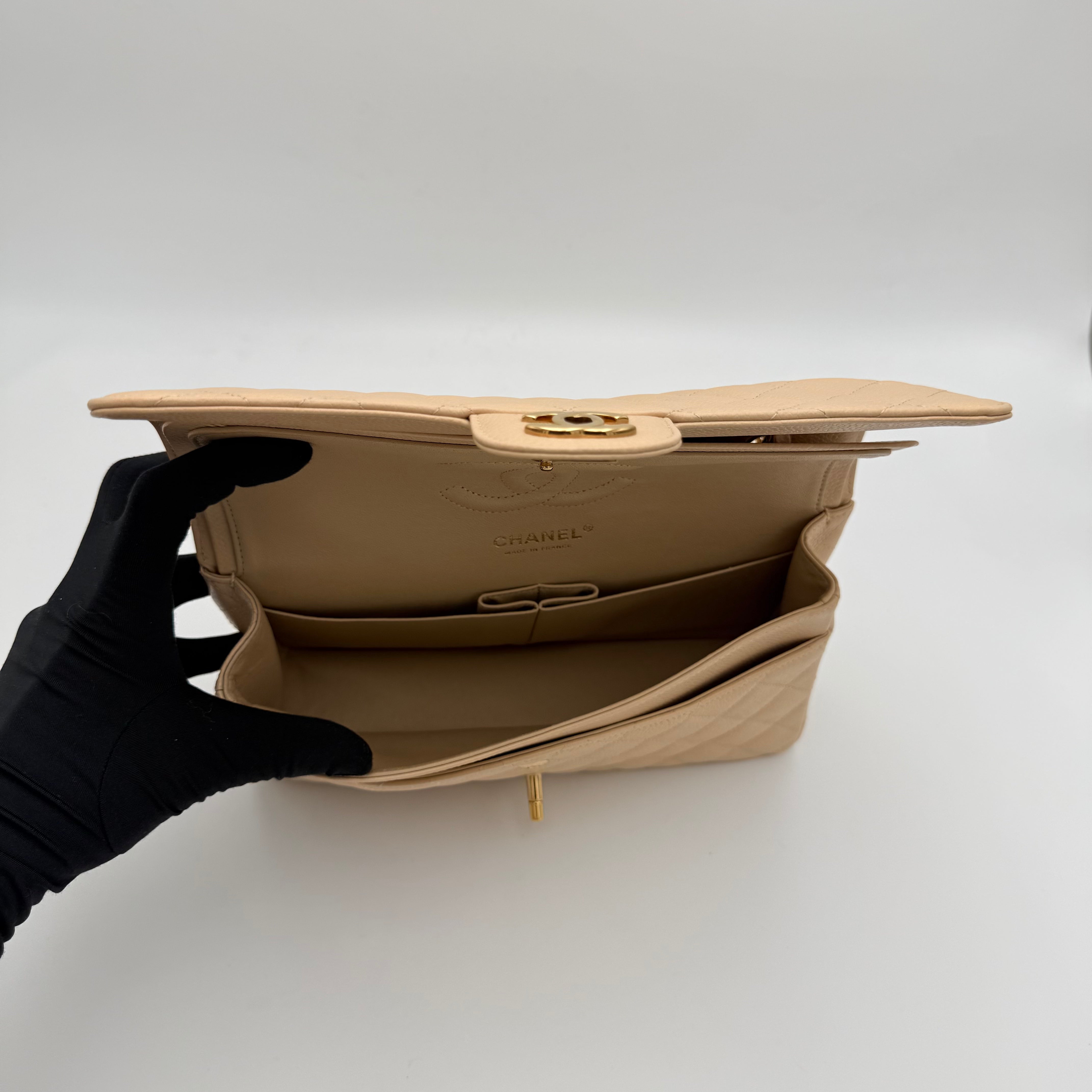 Chanel - Double flap - Beige