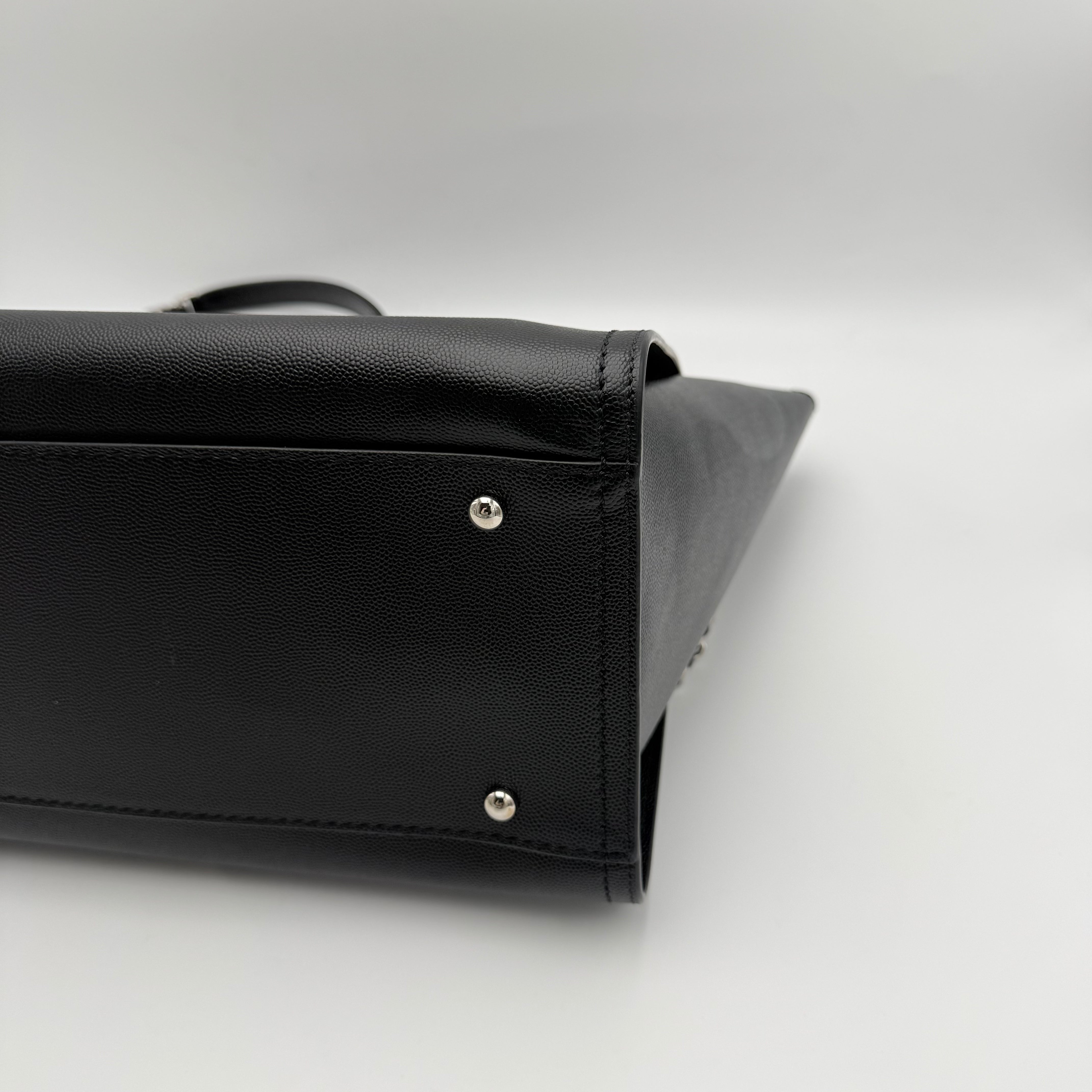 Chanel - Deauville - Noir